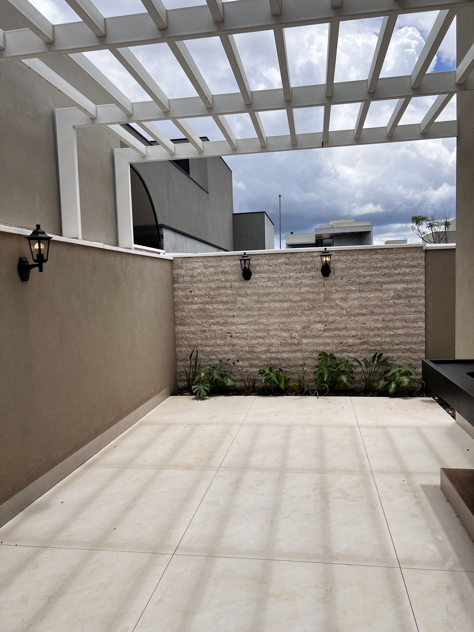 Casa Vivendas da Mata — corredor interno